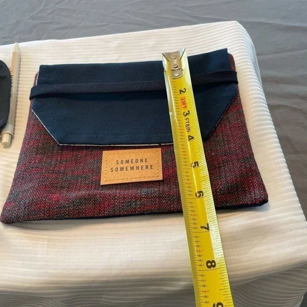 Delta One Someone Somewhere Toiletry kit. New, fresh, unused from Sept 2023
